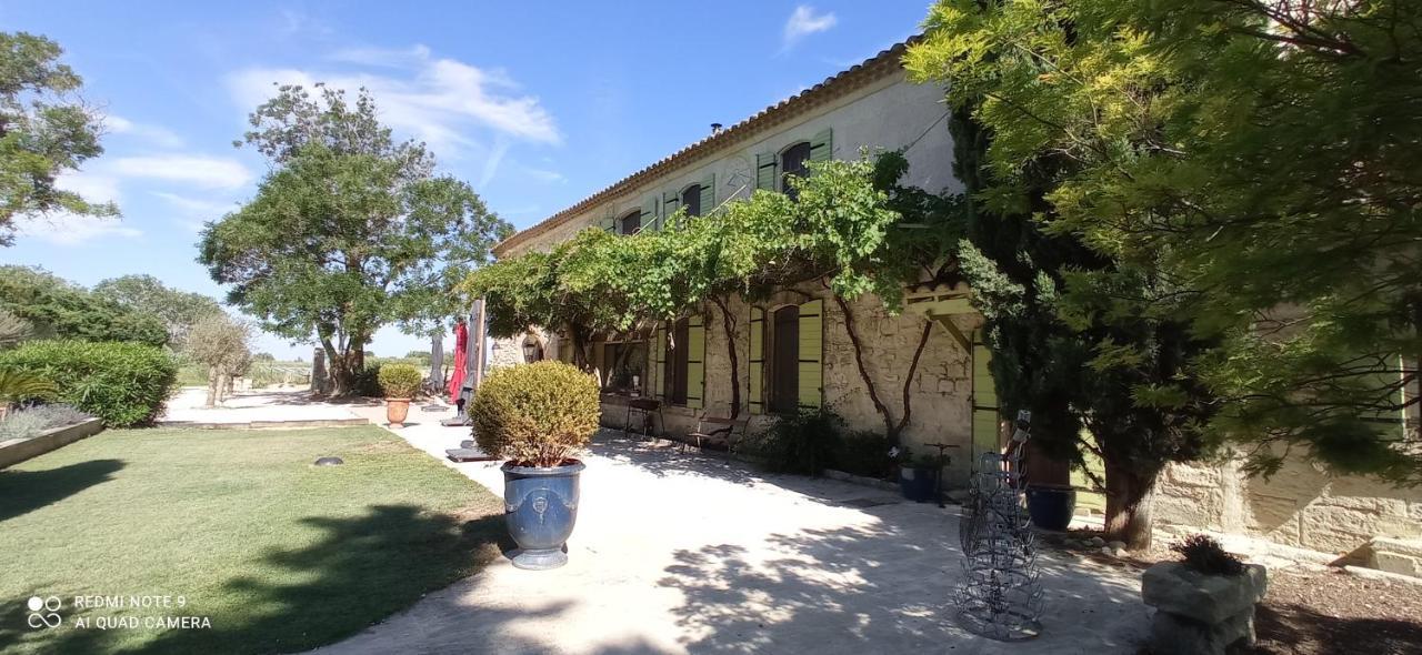 Le Mas Neuf 1752 Arles Exterior foto